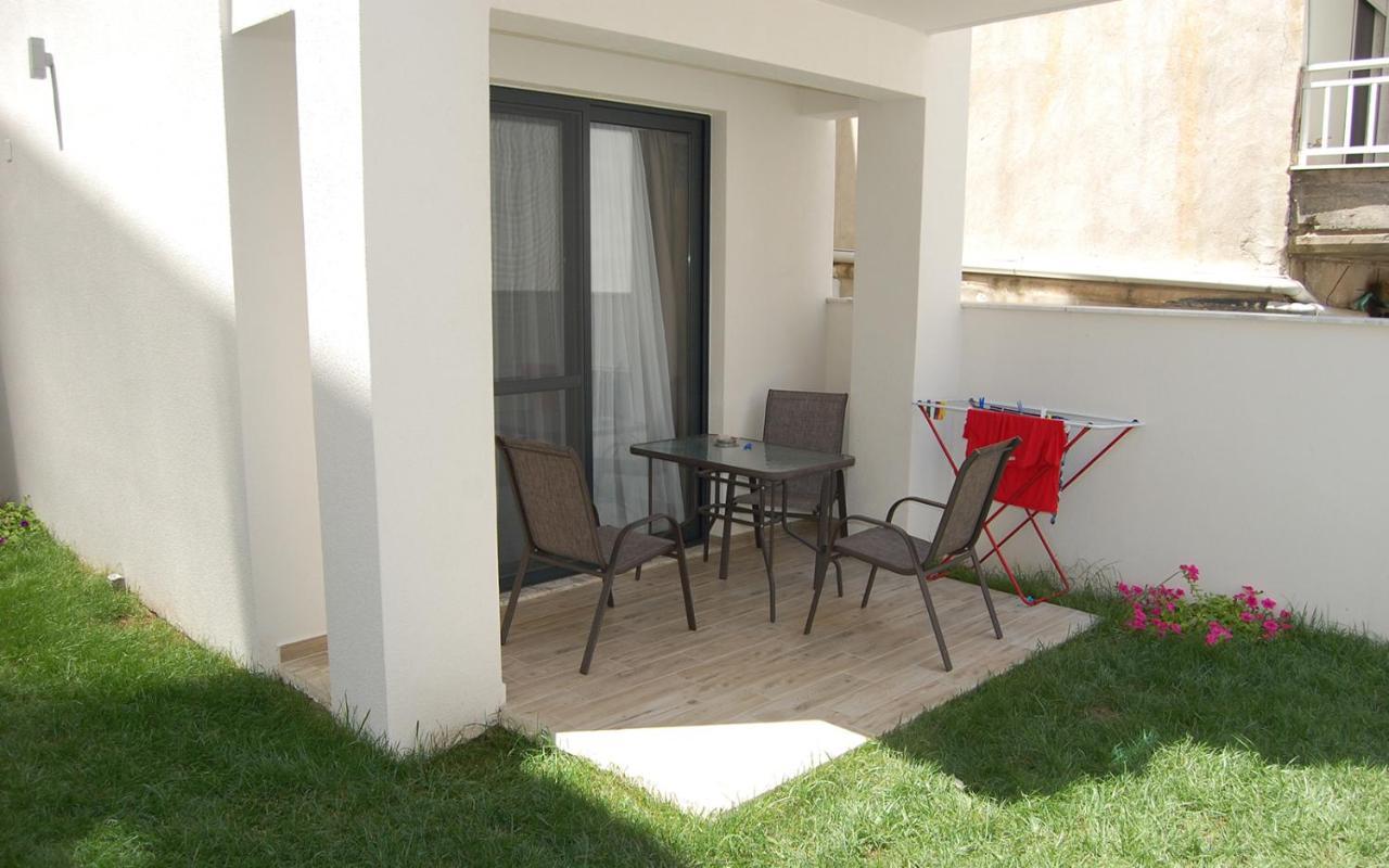 Apartamento Sarti Holidays Exterior foto